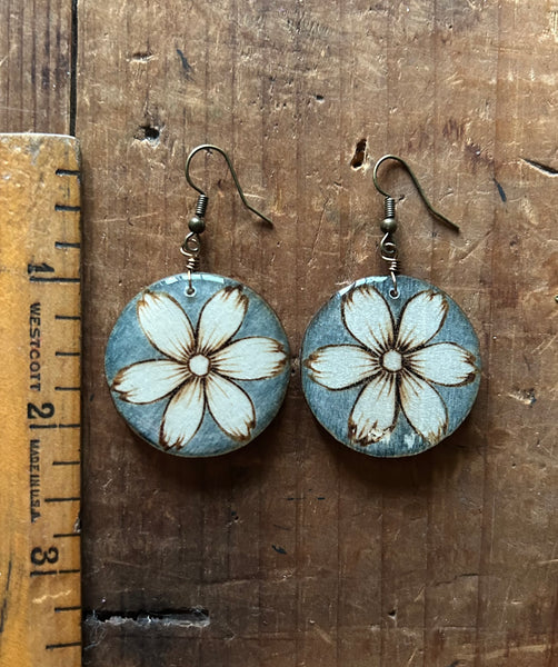 Lrg. Slate Daisies